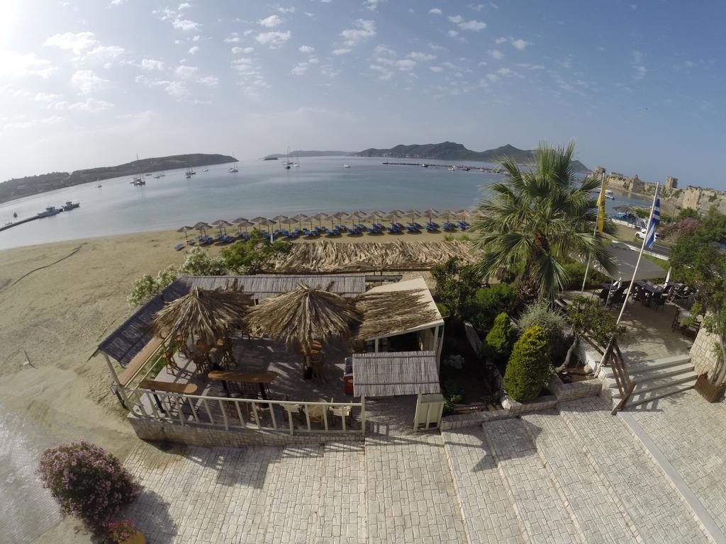 Methoni Beach Hotel Exterior photo