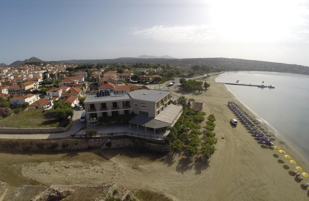 Methoni Beach Hotel Exterior photo