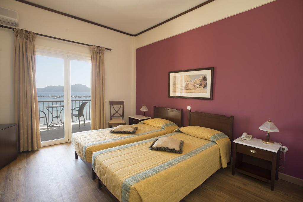 Methoni Beach Hotel Room photo